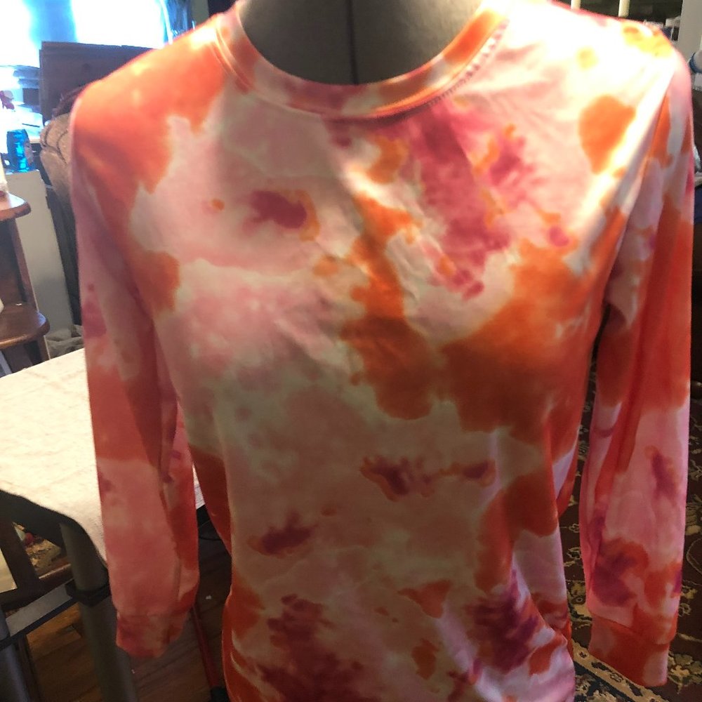 Spicy Tuna Tie Dye Top ; Size Youth XL